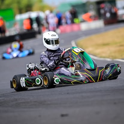 TLR kart 3 at speed on the circuit