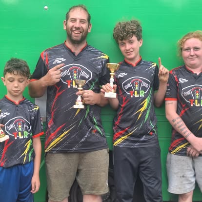 The whole TLR family with silverware